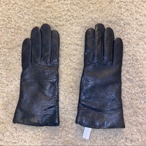 Wilson’s Leather Gloves